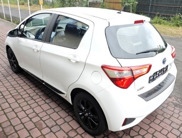 Toyota Yaris III Hatchback 5d Facelifting 2017 1.5 Hybrid 100KM 2018 TOYOTA YARIS HYBRYDA, zdjęcie 10