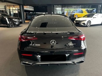 Mercedes CLE Coupe 2.0 300 258KM 2025 MERCEDES-BENZ CLE 300 4-Matic AMG Line 2.0 (258KM) 2025, zdjęcie 3