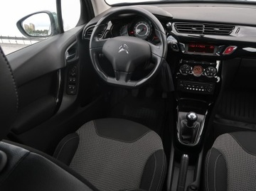 Citroen C3 II Hatchback facelifting 1.2 VTi 82KM 2014 Citroen C3 1.2 VTi, Salon Polska, Klima, zdjęcie 6