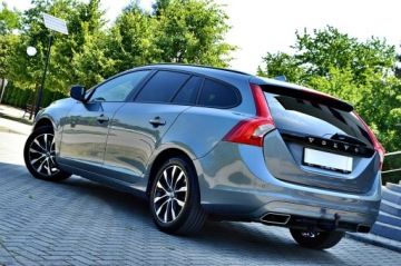 Volvo V60 I Kombi Facelifting 2.0 D2 DRIVE-E 120KM 2018 Volvo V60 LiFT 2,0 Disel Ledy Skóra Klimatronik, zdjęcie 5