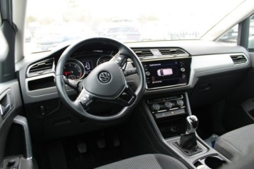 Volkswagen Touran III 2.0 TDI SCR 122KM 2022 Volkswagen Touran EVO Comfortline Gwarancja S, zdjęcie 17