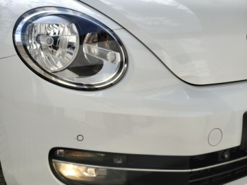 Volkswagen Beetle Hatchback 3d 1.6 TDI 105KM 2015 Volkswagen Beetle bezwypadkowy wyposażen, zdjęcie 12