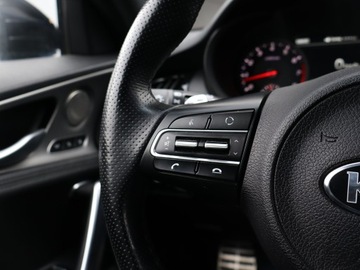 Kia Stinger Liftback 3.3 T-GDi 366KM 2019 Kia Stinger 3.3 T-GDI, Salon Polska, Serwis ASO, zdjęcie 15