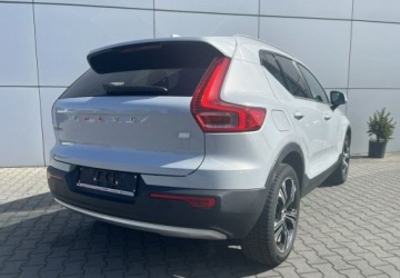 Volvo XC40 Crossover Plug-In 1.5 T4 Plug-in Hybrid 211KM 2021 Volvo XC 40 Plug-In Skora Hak Navi Grzane fotele Led Kolor Magnesium, zdjęcie 8