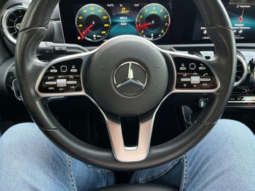 Mercedes Klasa A W177/V177 Hatchback 1.3 200 163KM 2019 Mercedes-Benz Klasa A 1.3 benzyna 163 KM 6 biegow zarej w PL zadbany, zdjęcie 17