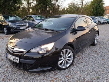 Opel Astra J GTC 1.4 Turbo ECOTEC 140KM 2017 Opel Astra GTC Zadbany bdb stan, zdjęcie 1