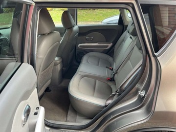 Kia Soul II 2017 Kia Soul zarejestrowany w PL zadbany mozliwa zamiana Elektryczny 110KM, zdjęcie 29