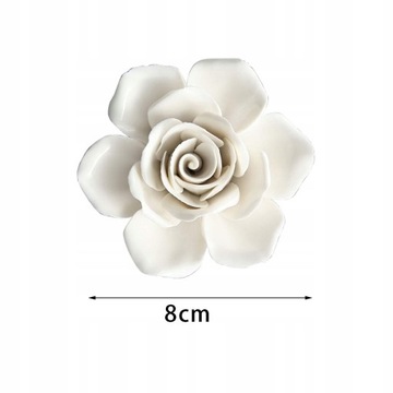 Керамическое украшение стены цветами