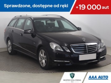 Mercedes Klasa E W212 Kombi 250 CDI BlueEFFICIENCY 204KM 2011 Mercedes E E 250 CDI, 201 KM, Automat, Skóra