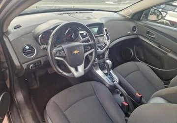Chevrolet Cruze Hatchback 5d 1.8 16V DOHC 141KM 2012 Chevrolet Cruze Benzynaautomatserwisprosto z Niemic 1.8 Benzyna 141KM, zdjęcie 8