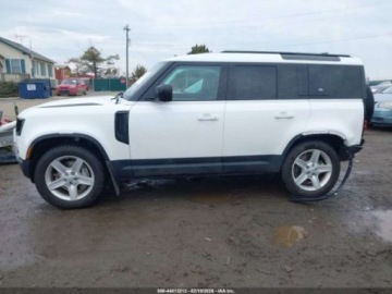 Land Rover Defender IV (L663) 2020 Land Rover Defender 110 Se 2020 3.0 Benzyna 395KM, zdjęcie 2