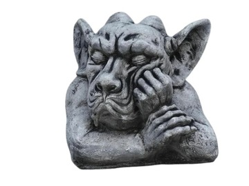 Figura betonowa ogrodowa Gargulec