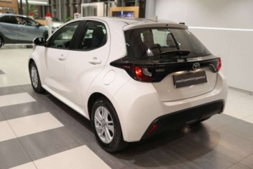 Toyota 2024 Toyota Yaris 1.5 Comfort 1.5 Benzyna 125KM, zdjęcie 3