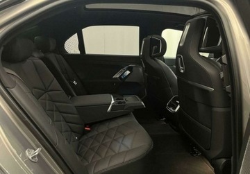 BMW Seria 7 G70 2024 BMW Seria 7 740d xDrive, M Pakiet, Gwarancja fabryczna, Serwis ASO, Faktur, zdjęcie 35