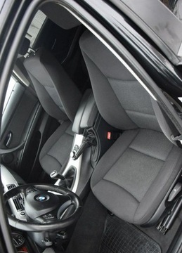 BMW Seria 3 E90-91-92-93 Limuzyna E90 318i 143KM 2008 BMW Seria 3 2.0B 2008r Navi Nowe Opony Zadbany 2.0 Benzyna 143KM, zdjęcie 13