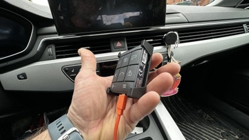 Специальный чехол Yanosik XS. Карман в клетку.