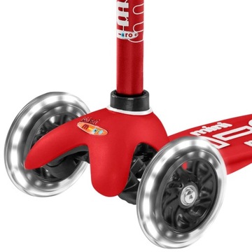 Самокат Mini Micro Deluxe LED красный со светодиодными колесами