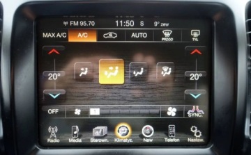 Jeep Cherokee V Terenowy 2.0 MJD 170KM 2014 Jeep Cherokee 2.0Mjet 170KM 4x4 4WD LIMITED Full opcja Zero korozji Niski, zdjęcie 19