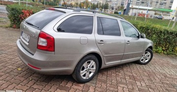 Skoda Octavia II Kombi 1.6 TDI CR DPF 105KM 2011 Skoda Octavia Wzorowa - Bezwyoadkowa - Nawigacja - Zarejestrowana 1.6, zdjęcie 5