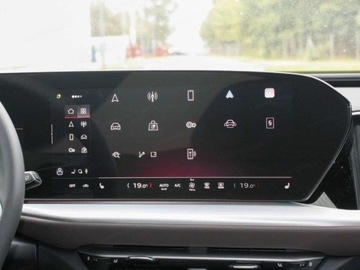 Audi Q5 II SUV Facelifting 2.0 40 TFSI MHEV 204KM 2025 AUDI Q5 TFSI quattro S line Suv 2.0 (204KM) 2025, zdjęcie 9