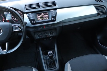 Skoda Fabia III Kombi 1.4 TDI 105KM 2017 Skoda Fabia 1.4 TDI, Salon Polska, Serwis ASO, zdjęcie 7