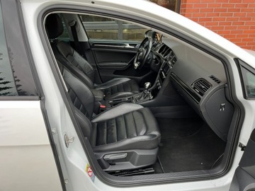 Volkswagen Golf VII Hatchback 3d 2.0 TDI-CR DPF 150KM 2013 Volkswagen Golf 2.0 diesel 150 KM R-LINE automat zarej w PL zadbany z, zdjęcie 24