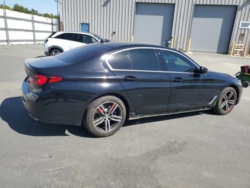 BMW Seria 5 G30-G31 2022 BMW Seria 5 530xi 2022 2.0l 2.0 Benzyna 248KM, zdjęcie 3