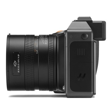 Hasselblad X2D 100C среднего формата