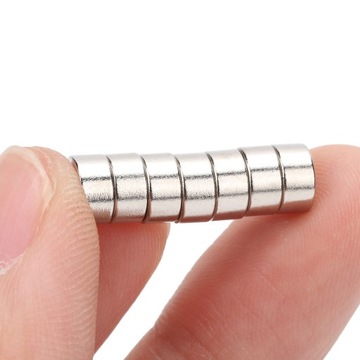 100 SZTUK Mini Tiny Okrągłe Magnesy Cylindryczne