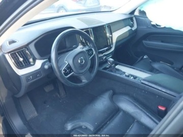 Volvo XC60 II 2021 Volvo XC 60 T5 inscription 2.0 Benzyna 250KM, zdjęcie 9