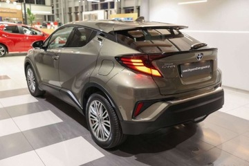 Toyota C-HR I Crossover Facelifting 1.8 Hybrid 122KM 2022 Toyota C-HR 1.8 Hybrid Executive 1.8 Hybryda 122KM, zdjęcie 1