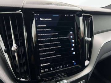 Volvo XC60 II 2022 Volvo XC 60 B5 D 235 KM AWD Kamera 360, Pneumatyka,Harman, Blis, Cta, ACC,, zdjęcie 31