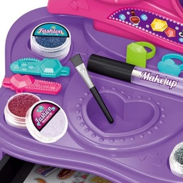 Детский туалетный столик Туалетный столик