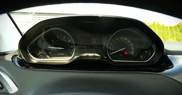 Peugeot 208 I Hatchback 5d Facelifting 1.2 PureTech 82KM 2017 Peugeot 208 (nr. 23) 1.2 82 KM STYLE Navi Klima Tempomat Parktronik Gwaran, zdjęcie 17