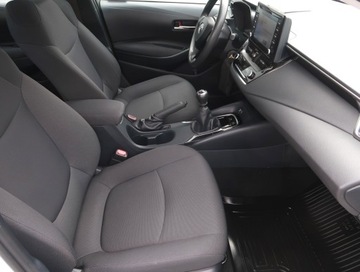 Toyota Corolla XII Sedan 1.5 VVT-i 125KM 2021 Toyota Corolla 1.5 VVT-i, Salon Polska, zdjęcie 8
