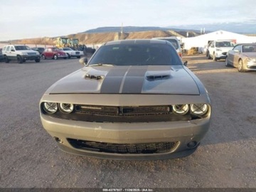 Dodge Challenger III 2018 Dodge Challenger DODGE CHALLENGER GT AWD 3.6 Benzyna 305KM, zdjęcie 7