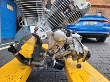 Honda VT 750 SPIRIT Двигатель в сборе, 8000 миль