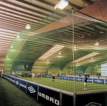 ЗАЩИТНАЯ СЕТКА ДЛЯ ОКОН И ГИМНАСТИЧЕСКОГО ЗАЛА