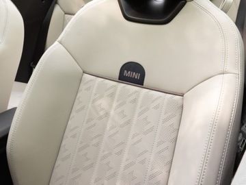 Mini Mini F65/F66/J01 Cooper 3D 2.0 204KM 2025 MINI [BMW] Mini Cooper S Linia Favoured 2.0 (204KM) 2025, zdjęcie 6