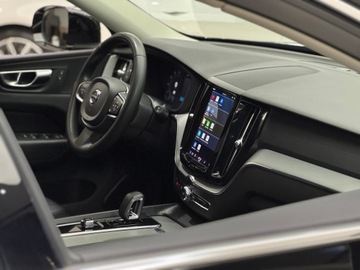 Volvo XC60 II 2022 Volvo XC 60 Core / Hak / Kamera cofania / CarPlay/, zdjęcie 34