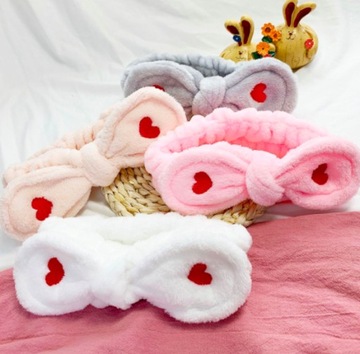 КОСМЕТИЧЕСКАЯ ПОВЯЗКА НА ГОЛОВУ, БЕЛЫЙ ПОЛЯРНЫЙ МАКИЯЖ