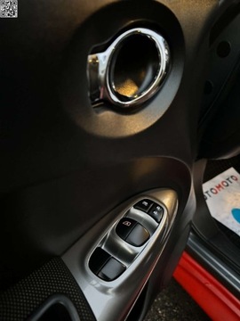 Nissan Juke I SUV Facelifting 1.6 DIG-T 190KM 2015 Nissan Juke Black Weekend-Automat- 4x4 -200KM- Super stan 1.6 Benzyna, zdjęcie 11