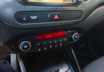 Kia Carens IV Minivan 1.7 VGT CRDI 115KM 2014 Kia Carens Kia Carens 1.7 CRDi XL 7os 1.7 Diesel 115KM, zdjęcie 14