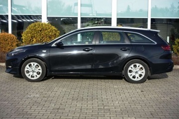 Kia Ceed III Kombi Facelifting 1.5 T-GDI 160KM 2023 Kia Ceed Bezwypadkowy Kamera Tempomat CarPlayAA klima 2stref. FV23, zdjęcie 1