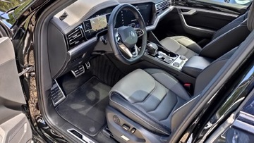 Volkswagen Touareg III SUV 3.0 V6 SCR TDI 286KM 2023 Volkswagen Touareg 3.0TDI 286KM Webasto R-Line Pan, zdjęcie 9