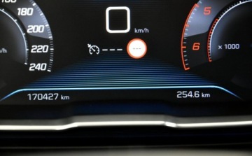 Peugeot 5008 II Crossover 2.0 BlueHDI 150KM 2019 Peugeot 5008 totalny full SKORA Alusy LED Navi. BLIS linne assist Grzane f, zdjęcie 26