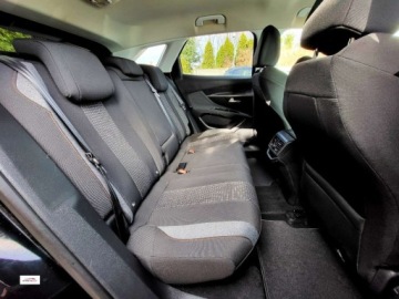 Peugeot 3008 II Crossover 1.6 BlueHDi 120KM 2018 Peugeot 3008 AutomatZarejestrowany GWARANCJA 1.6 Diesel 120KM, zdjęcie 7