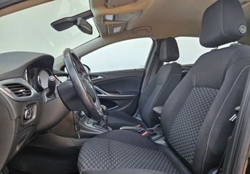 Opel Astra K Hatchback 5d 1.4 Turbo 125KM 2018 Opel Astra Benzyna 1,4 ,Zarejestrowany, Niski przebieg,Faktura 1.4 Benzyna, zdjęcie 5