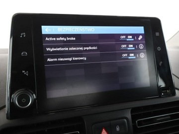 Citroen Berlingo III Van M 1.5 BlueHDi 130KM 2021 Citroen Berlingo navi klimatyzacja czujniki, zdjęcie 23