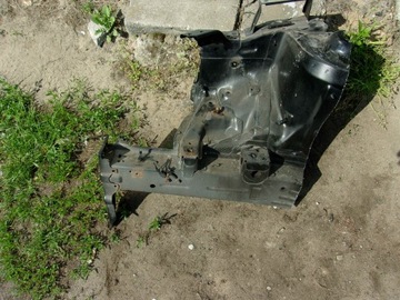 HYUNDAI I20 08-14R PODÉLNA VÝZTUHA ČTVRTKA PRAVÁ LEVÝ